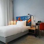 Hotel Faros Airport 3*