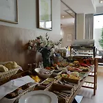 Отель Faros Airport 3*
