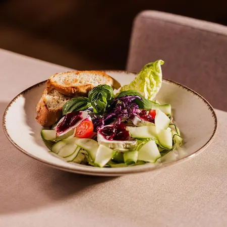 Hotel Faros Airport 3*