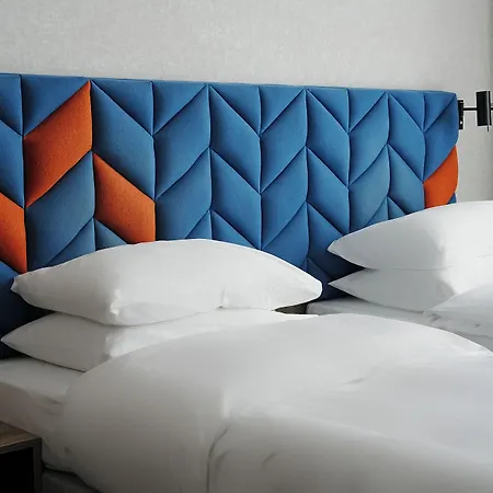 Hotel Faros Airport 3*