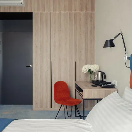 Hotell Faros Airport 3*