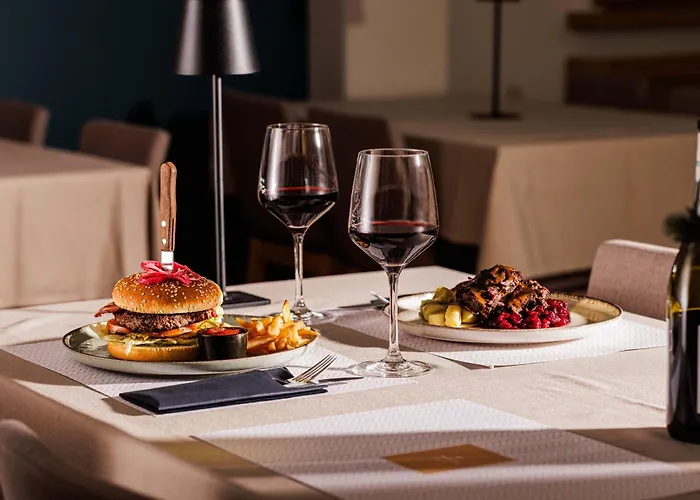 Faros Airport Hotel 3*