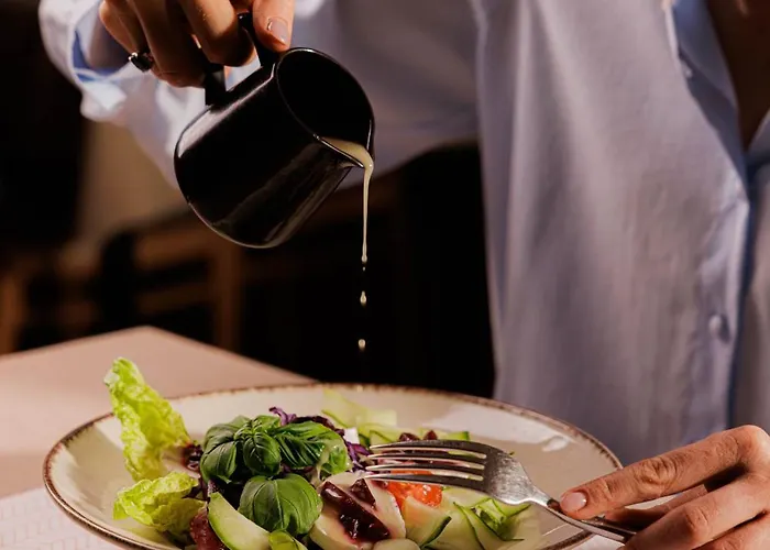 Faros Airport فندق