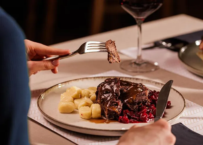 فندق Faros Airport 3*